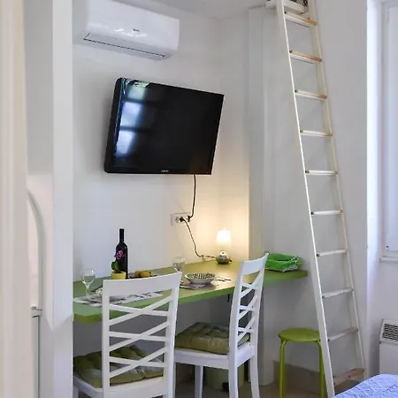 Microapartment Suni * Split