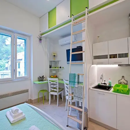 Appartement Microapartment Suni